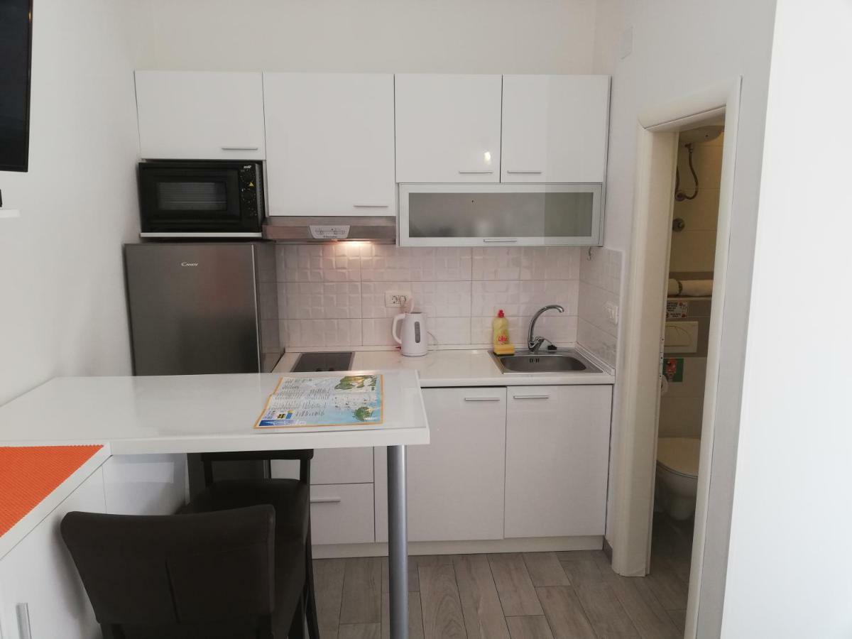 Apartment Vinko Split Buitenkant foto